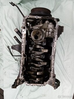 Blok motora Ssangyong Kyron 2.0Xdi Diesel so závitom - 3