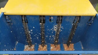 Sadzač cesnak cibuľa - 3