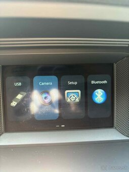 Mercedes CarPlay & Android Auto - 3