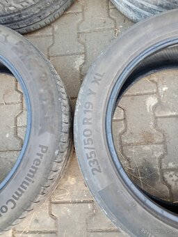235/50R19 - 3