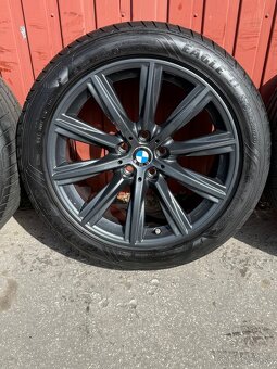 Original kolesa BMW 5 G30 245/45R18 elektróny 8Jx18 ET30 - 3