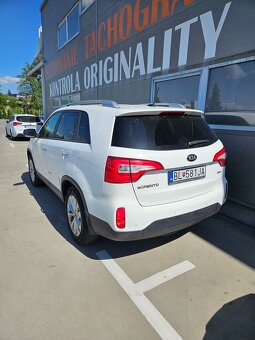 Kia SORENTO 2,2 diesel - 3