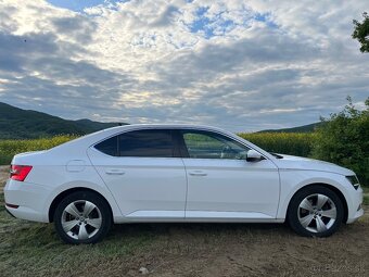 Škoda Superb 2018 - 3