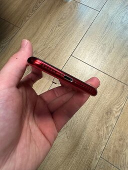 Predám Apple iPhone SE 2020 64gb červený - 3