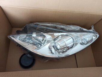 Na predaj svetlá Peugeot 307/ 207 - 3
