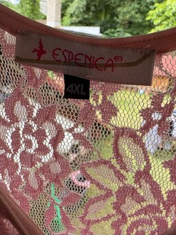 Na predaj elegantné spoločenské šaty – ružové a tmavomodré - 3