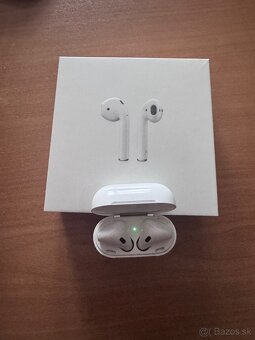 AirPods 2 gen. s nabíjacím púzdrom, originál Apple - 3