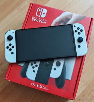 Nintendo Switch (OLED model) White - 3