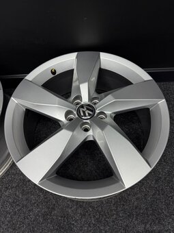 Alu VW T-CROSS 5x100 17” 2GM601025A - 3