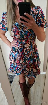 Prekrásne farebne puff šaty vel.xs/s - 3