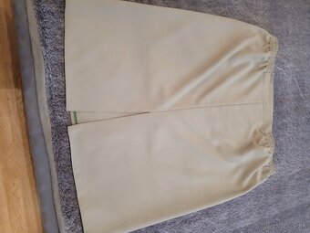 Hráškovozelený dámsky 3dielny kostým - 3