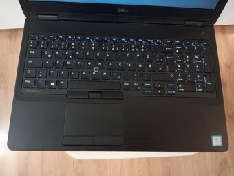 predám Dell Latitude e5570 , Intel core i5 ,16gb ram ,ssd - 3