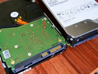 WD Elements Desktop 14TB SATA - 5 kusov bez ramika - 3