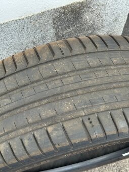 235/40 ZR19 MICHELIN - 3