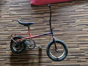 Retro stary bycikel - 3