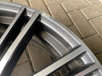 BMW 5 G30 31 INDIVIDUAL DISK KOLESO 20" ET30 - 3