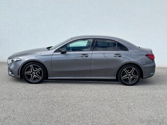Mercedes-Benz A 200 2022 AMG Mountain Grey - 3