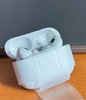 Apple AirPods Pro 2 USB C - nové, rok záruka - 3