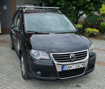 Volkswagen Touran Cross 1.9TDI - 3