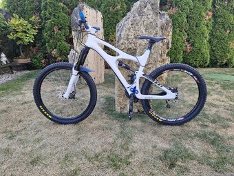 Ibis Mojo HD – RockShox/Fox/XT + doplnky - 3