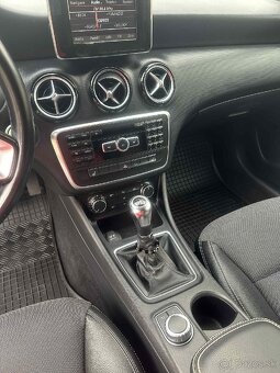 Mercedes benz A180 - 3