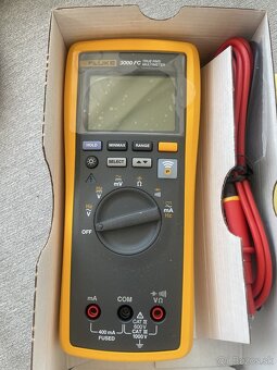 Fluke 3000FC multimeter - 3