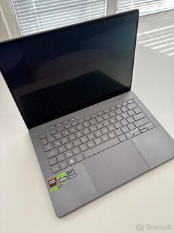 ASUS ROG Zephyrus G14 - 3