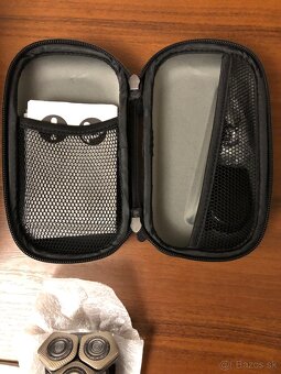 Pánsky zánovný holiaci strojček Philips Series 9000 - 3