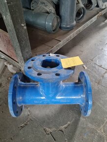 Prírubové liatinové šupatko ,ventil, armatura. - 3