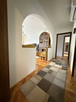 PRENÁJOM: 4IZBOVÝ BYT, DUNAJSKÁ STREDA - NÁM. SNP - 3