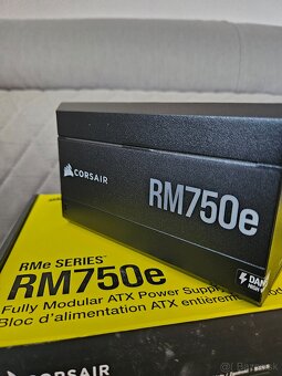 Corsair RM750e - 750W - 3