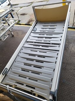 Zdravotná elektrická polohovateľná posteľ - 3