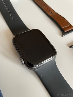 APPLE WATCH 5 44mm - 3