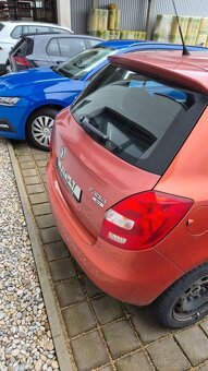 Škoda Fabia 1.4 16V najeto 39tis km - 3