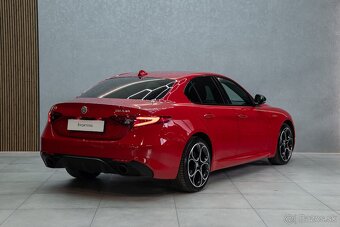 Alfa Romeo Giulia 2.0 206kW, automat, 4x4, 2022, DPH - 3