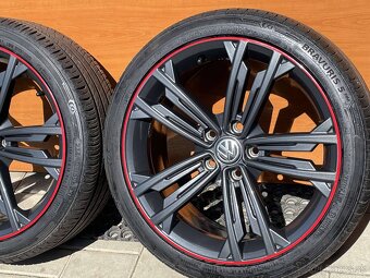 SEVILLA org. VW Golf GTD 5x112 7,5x18 ET 49 225 40 R18 - 3