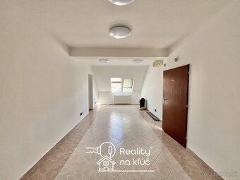 Na prenájom priestor na prevádzku manikúry, kozmetiky, kance - 3