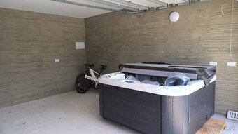 Nová dvojgaráž v oplotenom a zabezpečenom areáli - 3