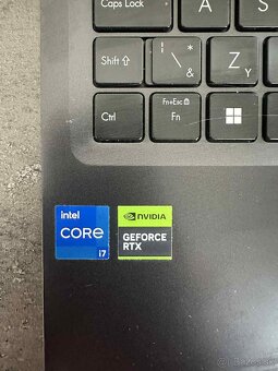 Notebook ASUS VIVOBOOK - 3