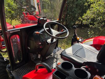 Predám traktor Branson 6225R s čelným nakladačom - 3