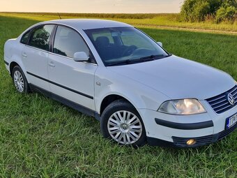 Volkswagen Passat sedan 1.9 TDI Comfortline 96kw r.v.2003/04 - 3