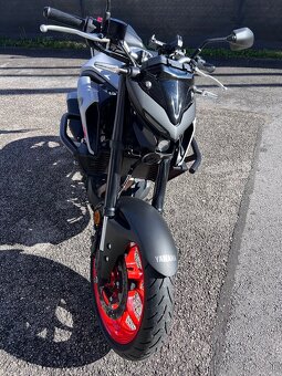 Yamaha MT 03 - 3