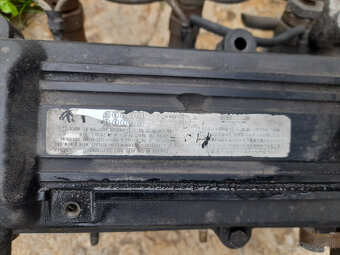 mazda 2200 hlava - 3