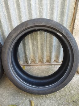 235/40 R19 letné pneumatiky - 3