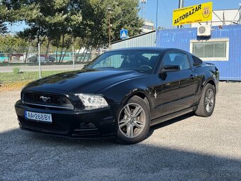 Ford Mustang V6 3.7L. 227kw Automat - 3