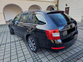 Škoda Octavia Combi 2.0 TDI DSG Edition Xenoný Navi DVD R17 - 3