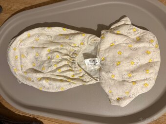 ERGOBABY Zavinovačka TOG 0.5 - BEE HAPPY - 3