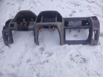 Mitsubishi Pajero III - prístrojovka - 3