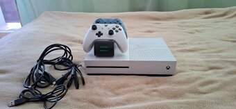 Xbox One S Konzola 1TB + 2 ovládače - 3