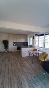 3 izbový byt v Trenčíne 85 m2  650 € mesačne - 3